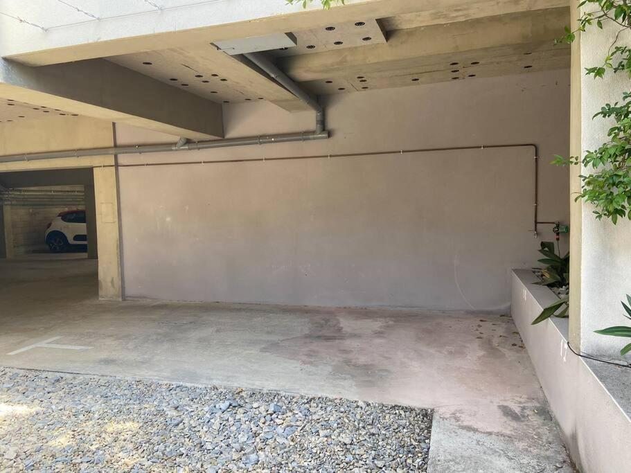 Studio Clim Parking Dhuoda 尼姆 外观 照片